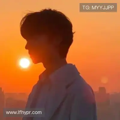 丁震